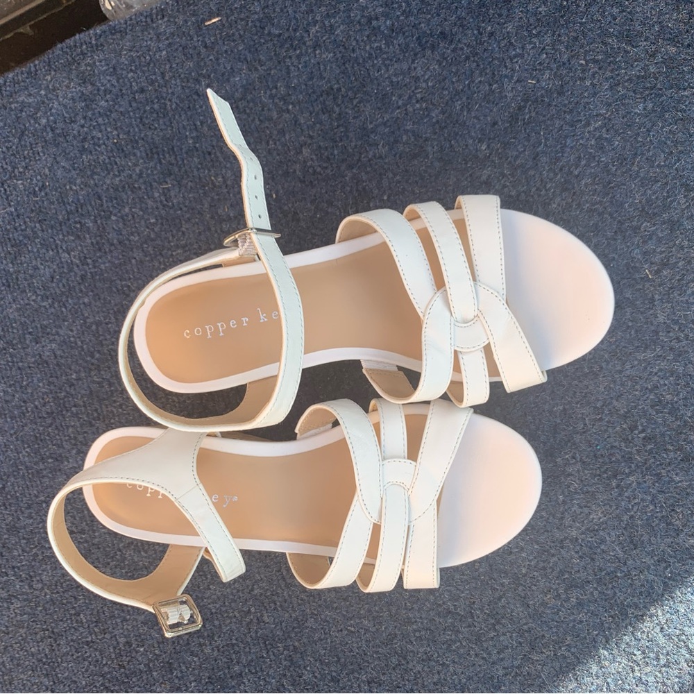 Copper Key Girl’s Cream Sandals